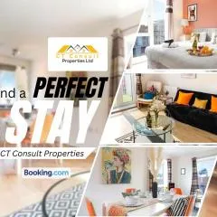 Beautiful 2 Bedroom, 2 Bathroom, Free Parking, Milton Keynes City Centre Penthouse Apartment