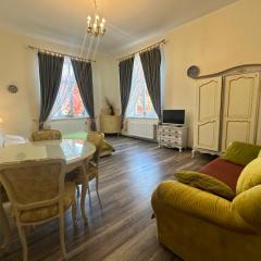 Green Amber Apartment