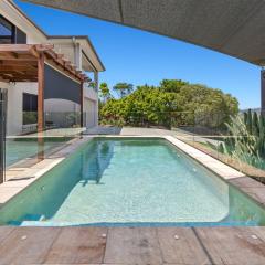 Koala Vista with Panoramic Views & Pool