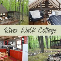 River Walk Cottage - Romantic Escape