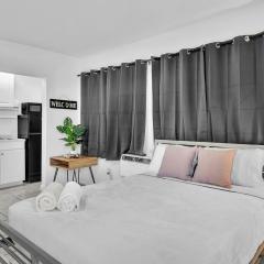 Executive Studio Suite Hollywood Beach Blvd