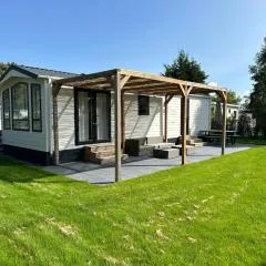 Chalet 527 op Recreatiepark De Wielen