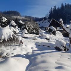 Chalupa v Haraticích