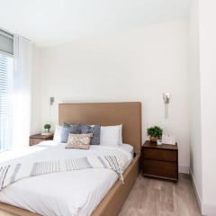 Rooftop Pool - Hot Tub -Hollywood Beach Boardwalk