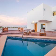 Oceanview Newly Renovated Private Pool Home