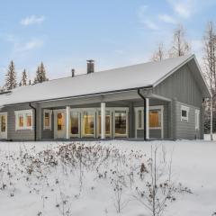 Holiday Home Vaahtissuvanto by Interhome