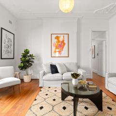 Perfectly Located Semi 3-Bed House in Bondi