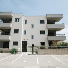 Apartments with a parking space Trogir - 22616