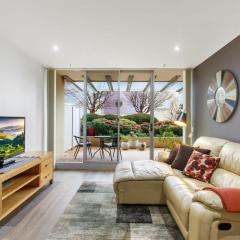 MadeComfy Spacious Canberra Living with Courtyard