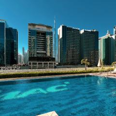 Modern Two Bedroom Apartment with Private Balcony By HSHOME - Downtown Dubai