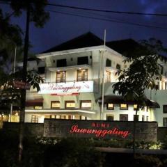 Sawunggaling Hotel