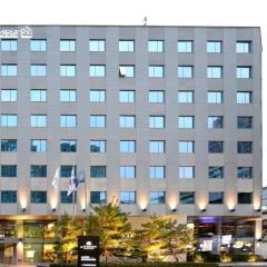 aFIRST Hotel Myeongdong