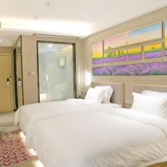 Lavande Hotels Shenzhen Longgang Dayun Center Jixiang Metro Station