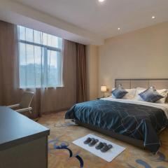 Chonpines Hotels· Shijiazhuang Fangbei