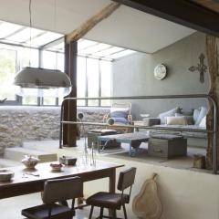 Bassiviere Barn Chic