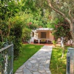 ISCHIA FORIO CASA villa, la Grille du Coq 2 il prezzo della villa è riferito all'intero alloggio con il limite delle persone previste n 4