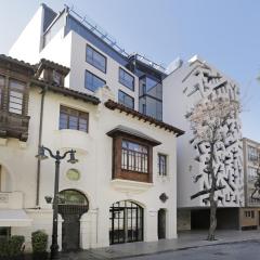 호텔 쿰브레스 라스타리아(Hotel Cumbres Lastarria)