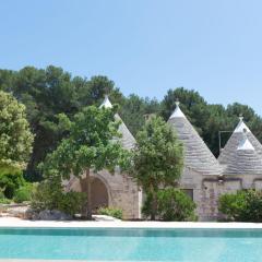 Trullo in Puglia with Pool and Valley Views