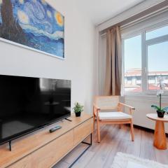 Cozy Apartment in Besiktas with Bosphorus View