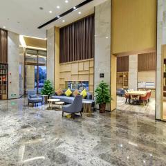 Lavande Hotel Nanchong Xihua Shida