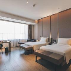 Atour Hotel Wenzhou Yueqing Nanhong Plaza