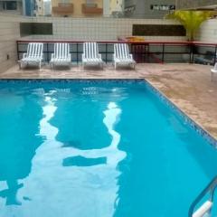 Apto 3 quartos, 100m da praia, piscina e churrasqueira