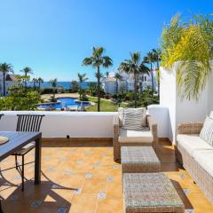 Los Monteros Palm Beach - sea & pool view