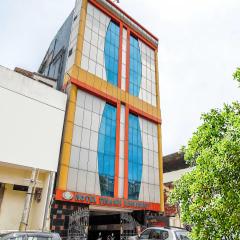 Super OYO Flagship Hotel Tejasri Residency