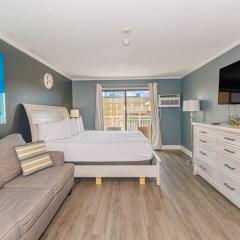 Beautifully Updated Queen Suite-Partial Ocean Views! Sea Mist 50601