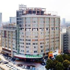 Green Tree Inn Huainan Square South Road