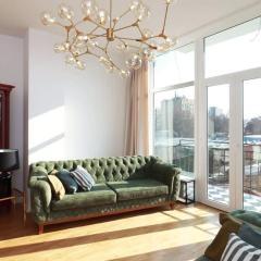 Stylish & Authentic 2BR Retreat in Central Tbilisi - Wehost