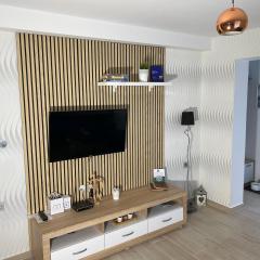 AQUA - TUHELJ - LAND