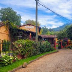 Villa Patzcuaro Garden Hotel