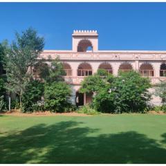 The Bhawani Kothi, Churu