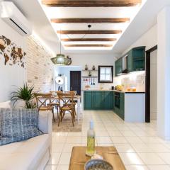 Beachside Gem at Kanouli - Villa Ariti, 2BD & Garden