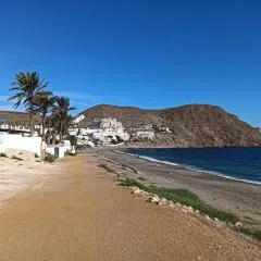 APARTAMENTO JUNTO A LA PLAYA