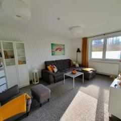 geräumige, moderne Ferienwohnung mit PKW- und Fahrradstellplatz - FeWo Nordland