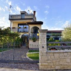 Apartments with parking space Umag - 22722