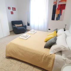 White Central Apartment - Bari Centro