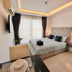 TOP FLOOR Studio in Laguna Beach Resort Maldives