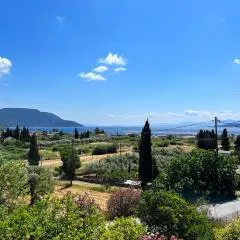 Ariadni's home - With a sea view