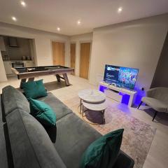 Spacious Modern Apartment - Leeds City Centre