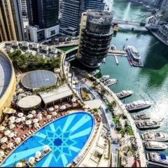 Dubai Marina larivera