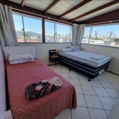 Quarto em apartamento de Balneário Camboriú