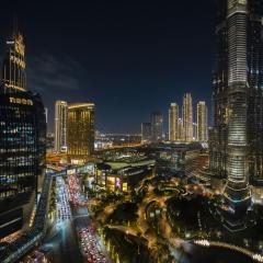 Vacay Lettings - Stunning Burj Khalifa fountain view near Dubai mall