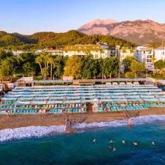 L'ancora Beach Hotel