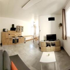 23 Centre historique - Gare - Place de la Comédie