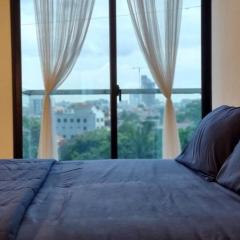 Apt Capitol Suite Senen 2 BR with Pool & Wifi