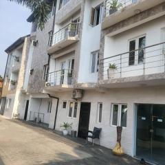 KINGS AVENUE SERVICE APARTMENTS