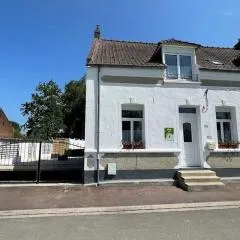 Gîte familial de charme avec jardin, proche de sentiers et activités nature, tout inclus ! - FR-1-510-187
